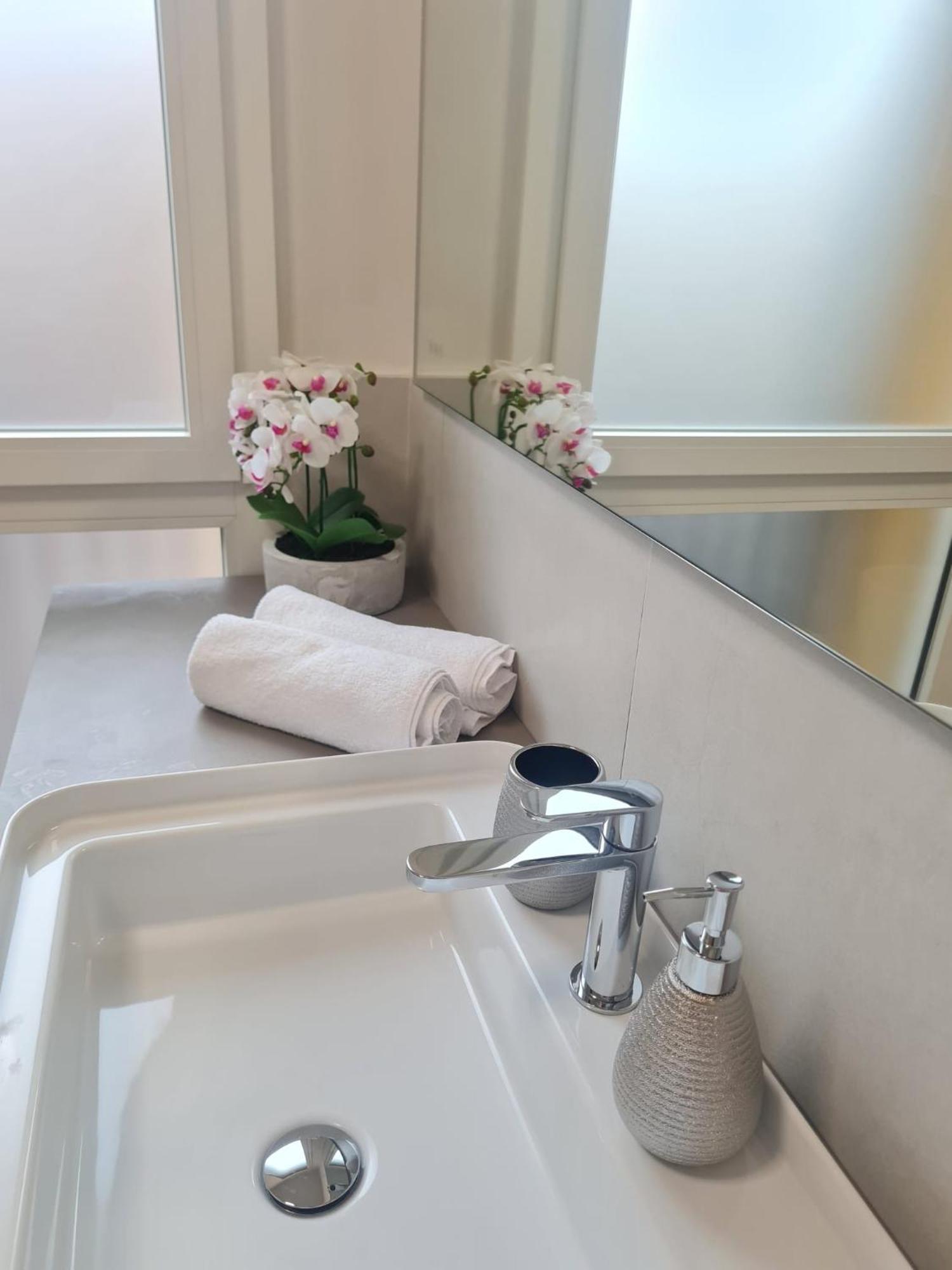 Apartament Nel Sole Business Bolonia Zewnętrze zdjęcie